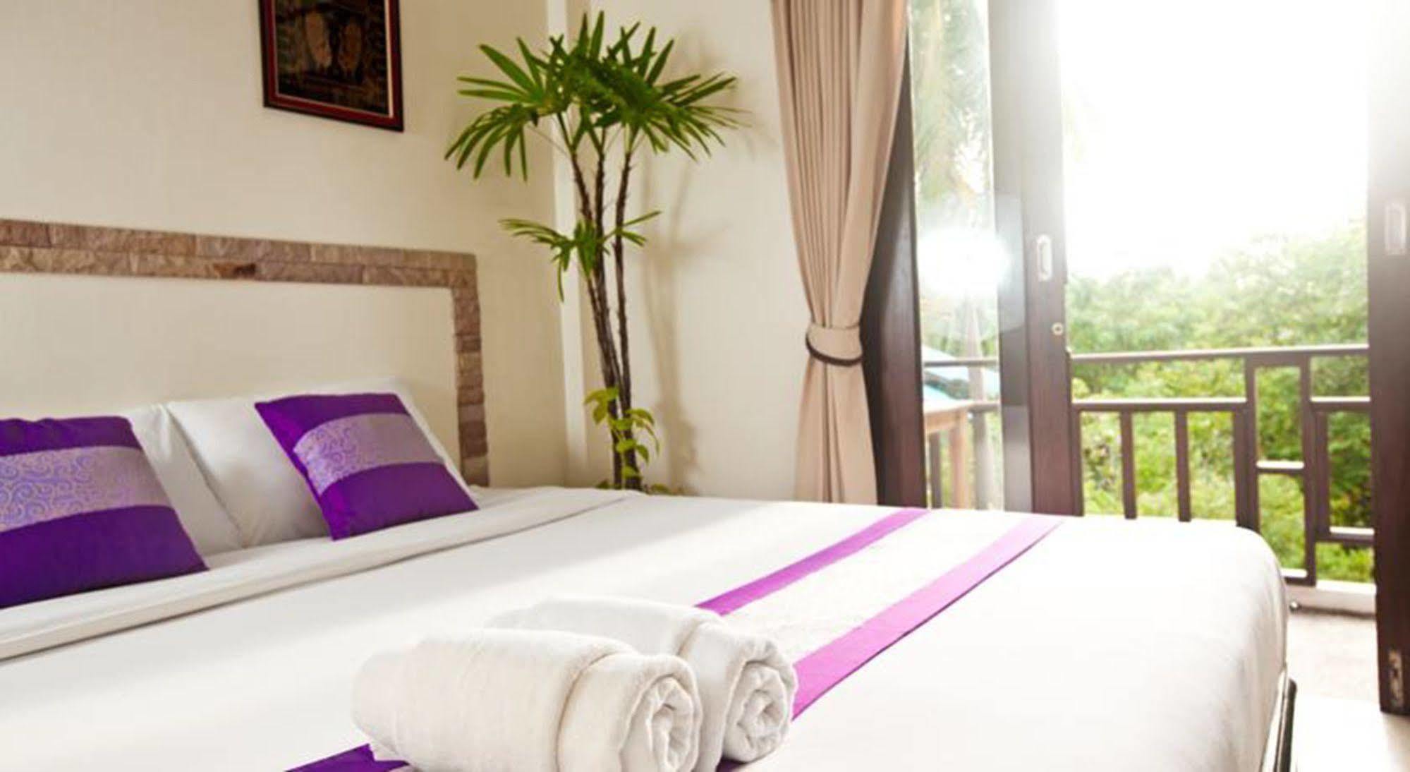 Shanti Boutique Hotel Szrithanu Kültér fotó